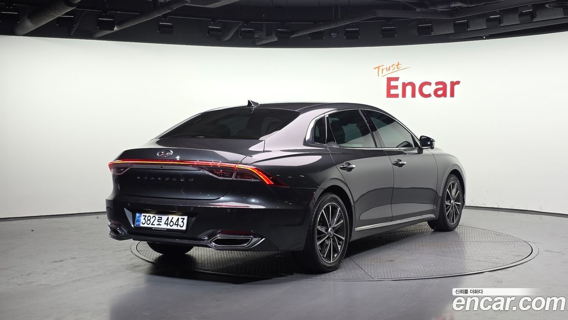 Hyundai Grandeur 2022