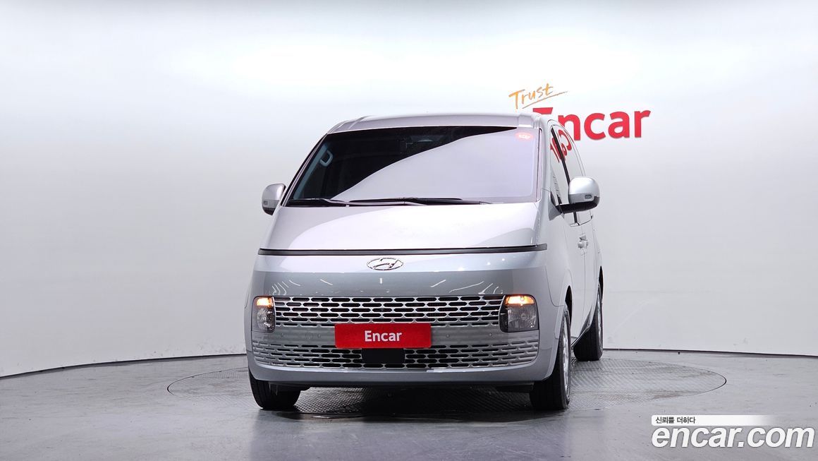 Hyundai Staria 2022