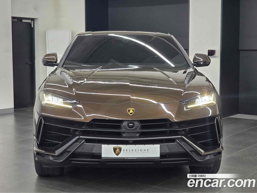 Lamborghini Urus 2023