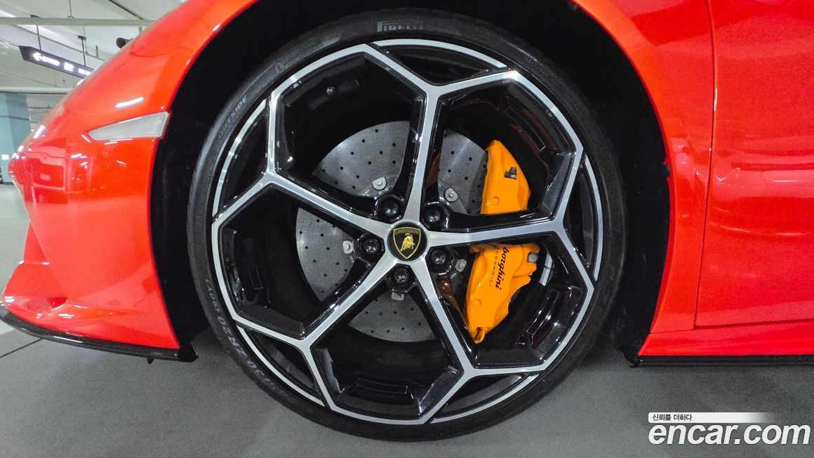 Lamborghini Huracan 2023