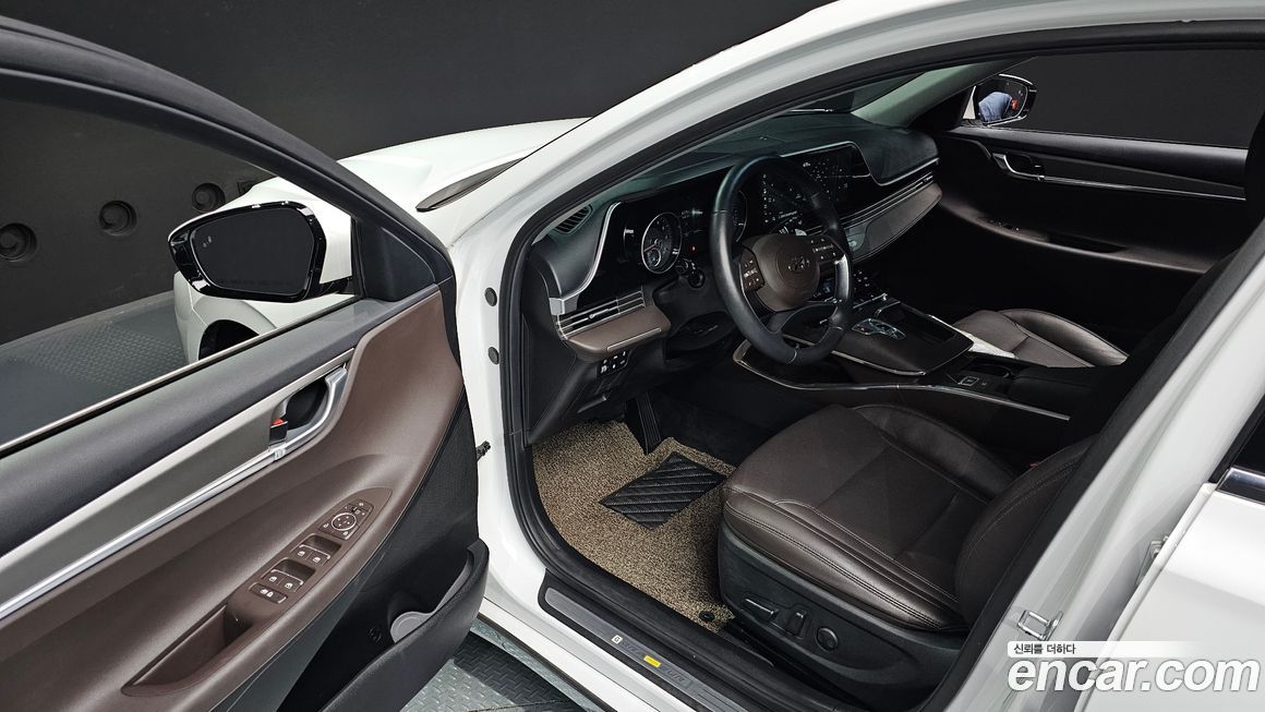 Hyundai Grandeur 2021