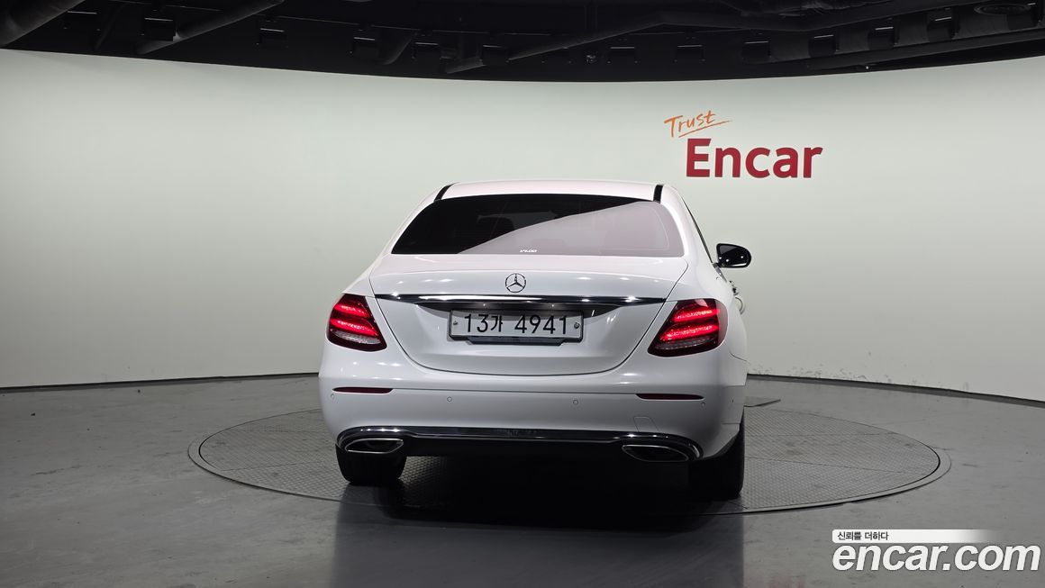 Mercedes-Benz E-Class 2018