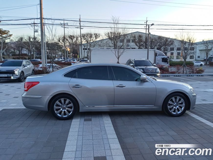 Hyundai Equus 2012