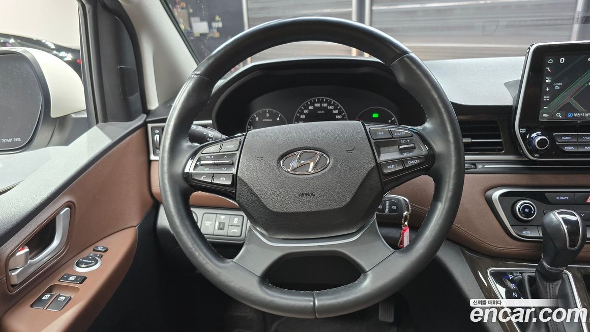 Hyundai Starex 2020