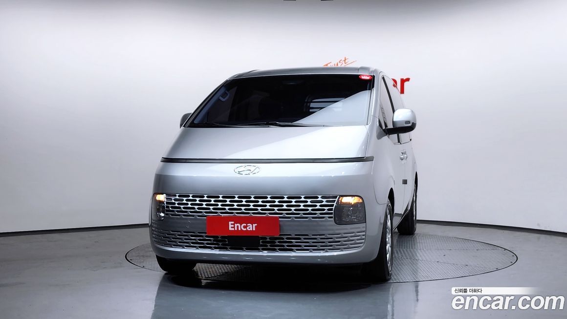 Hyundai Staria 2023