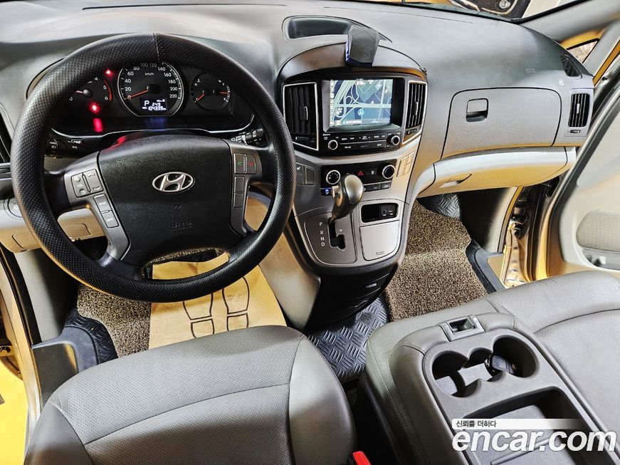 Hyundai Starex 2016