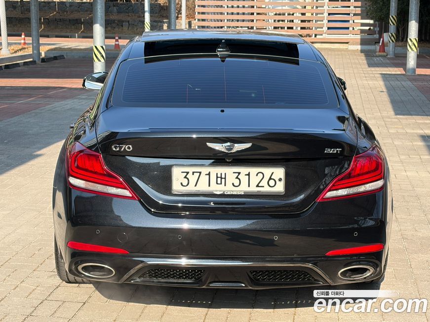 Genesis G70 2020