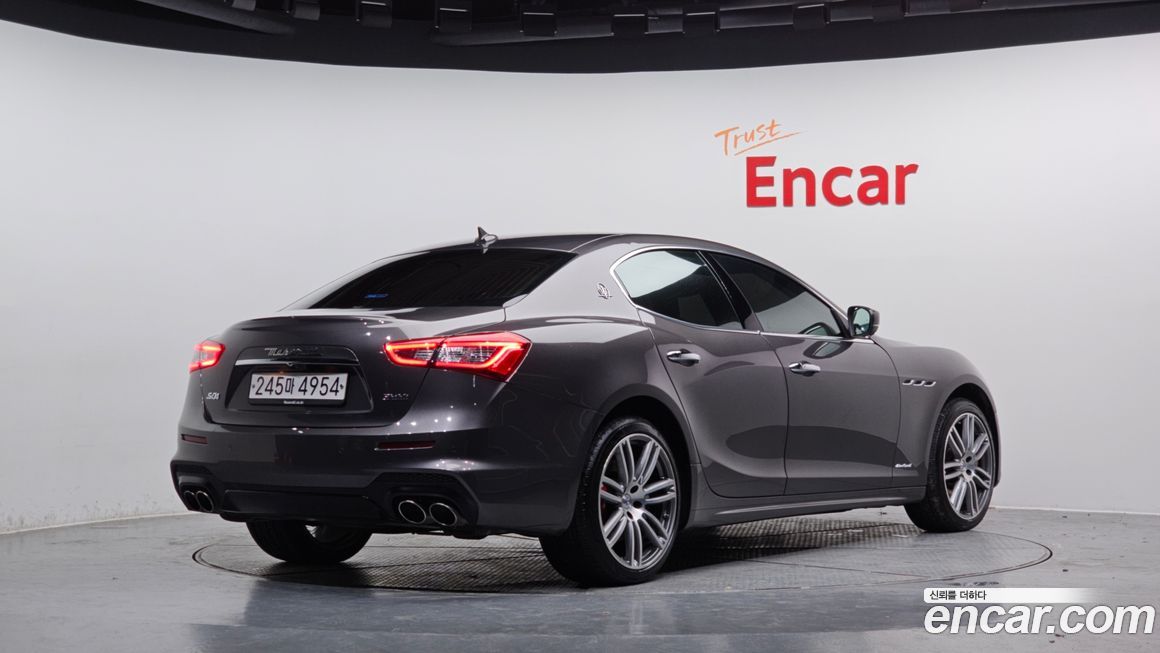 Maserati Ghibli 2019