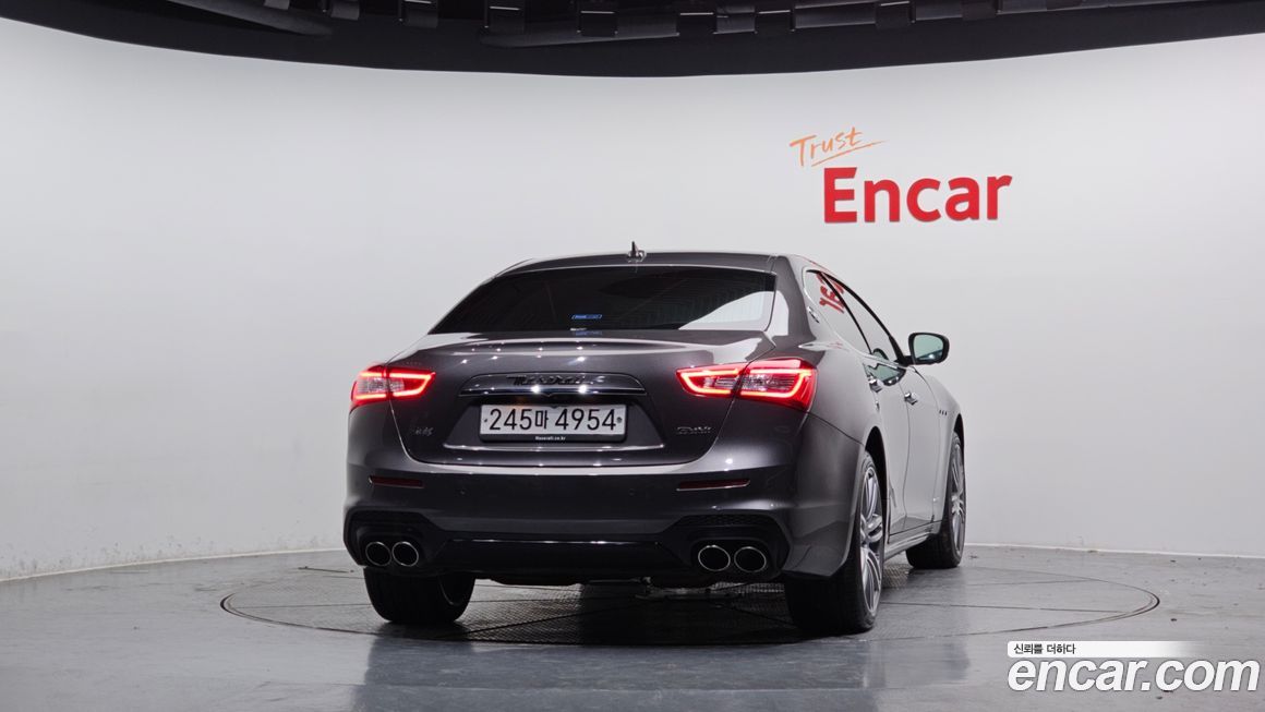 Maserati Ghibli 2019