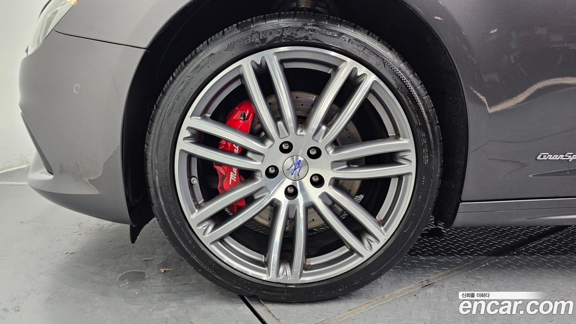 Maserati Ghibli 2019