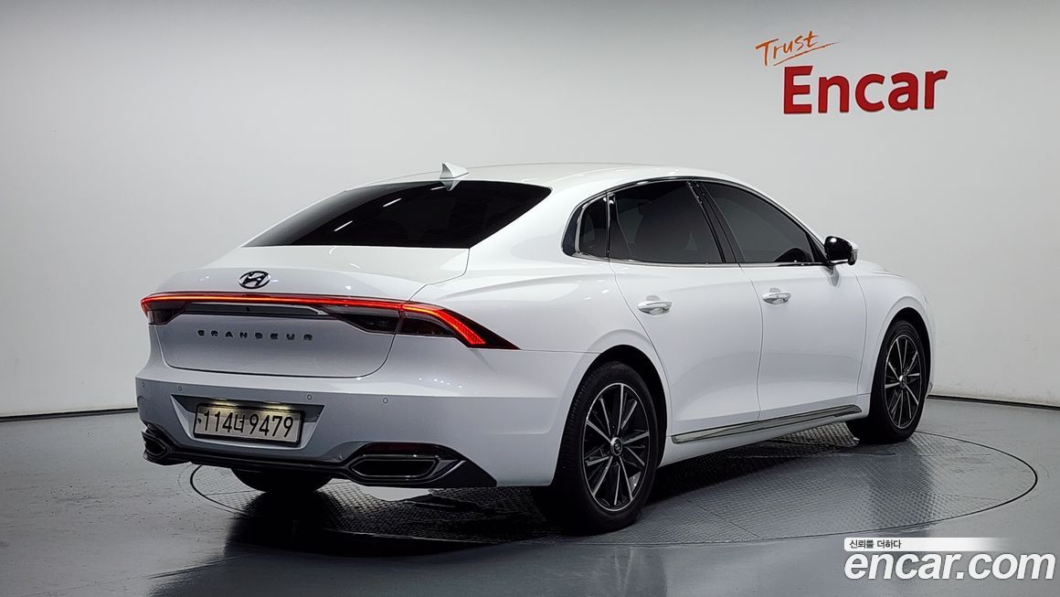 Hyundai Grandeur 2022