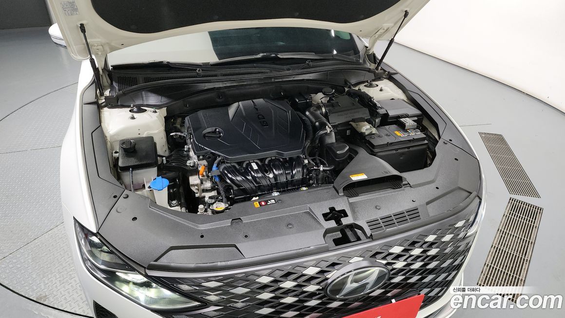 Hyundai Grandeur 2022