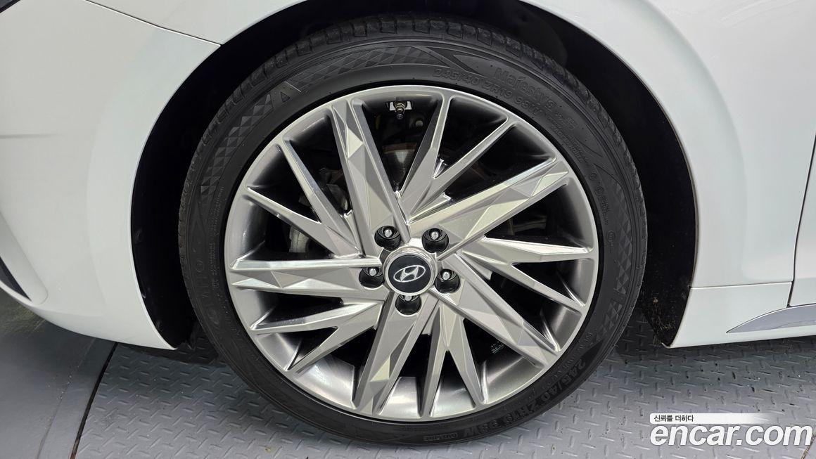 Hyundai Grandeur 2021