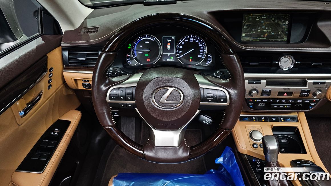 Lexus ES 2017
