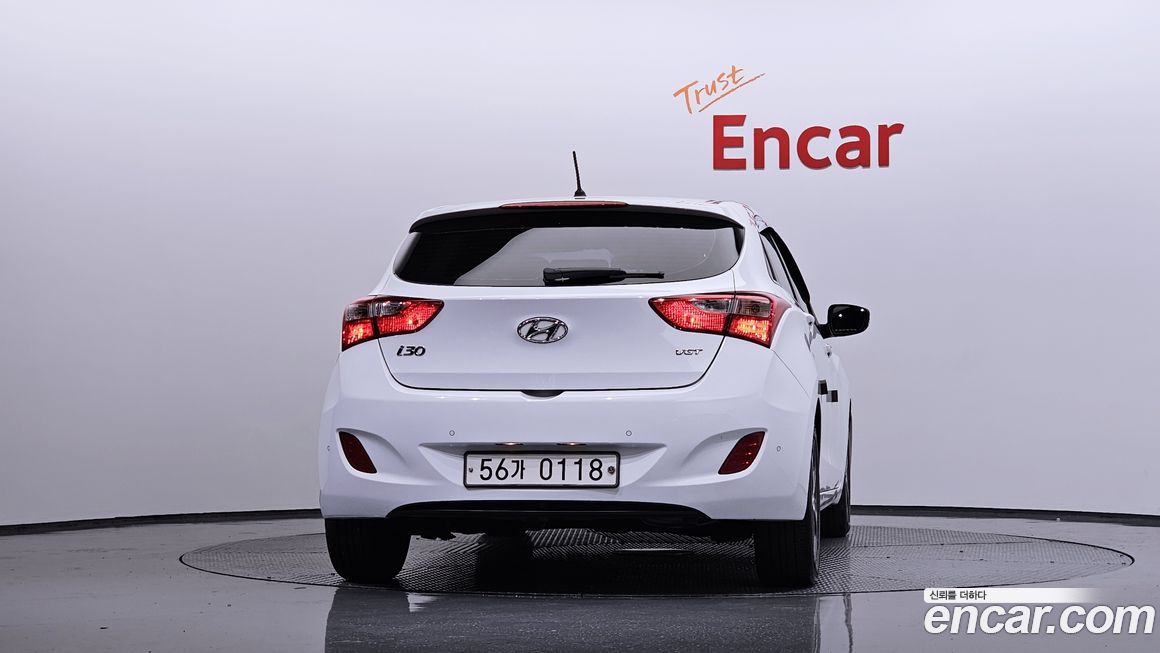Hyundai i30 2016