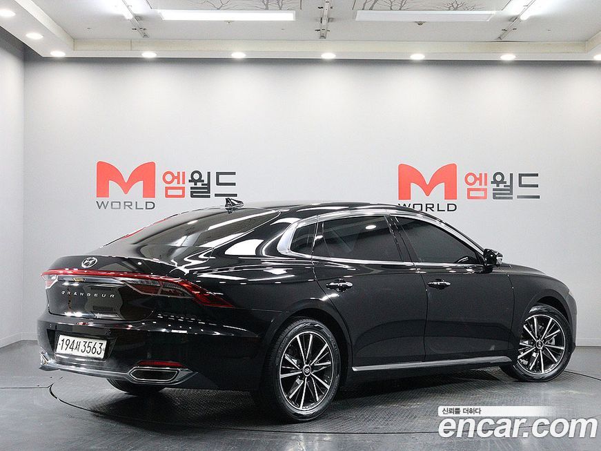 Hyundai Grandeur 2021