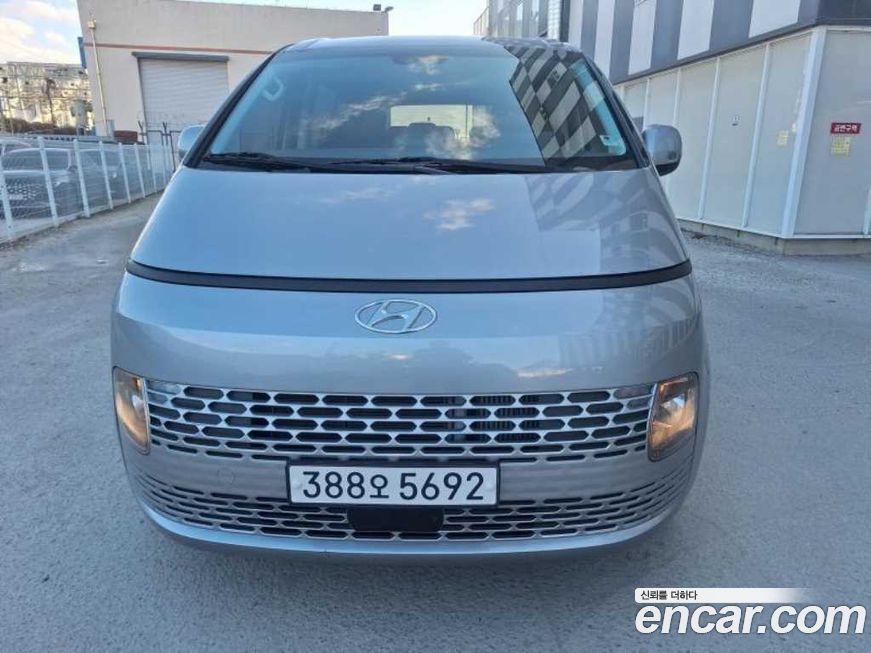 Hyundai Staria 2022
