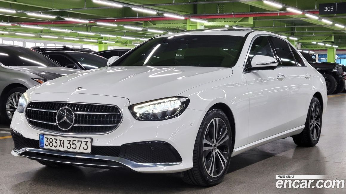 Mercedes-Benz E-Class 2021