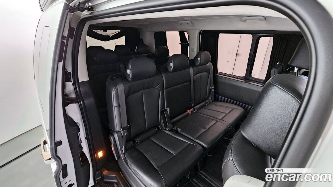 Hyundai Staria 2023
