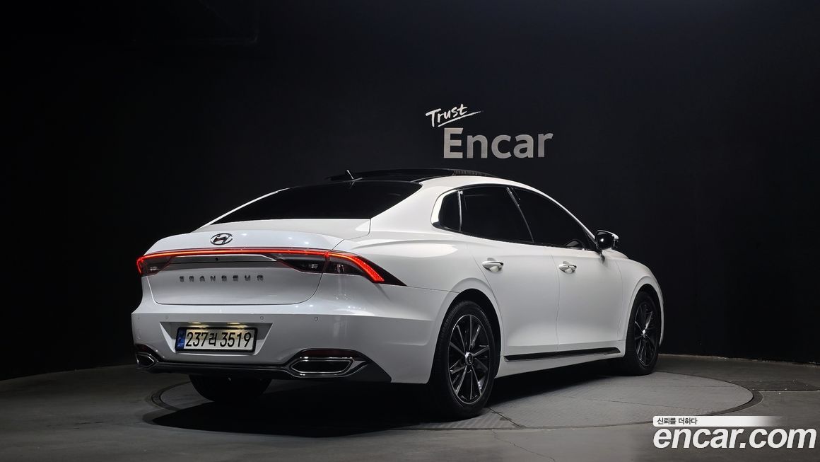 Hyundai Grandeur 2022