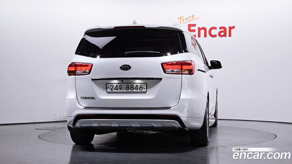 Kia Canival 2018