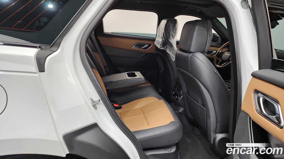 Land Rover Range Rover Velar 2025