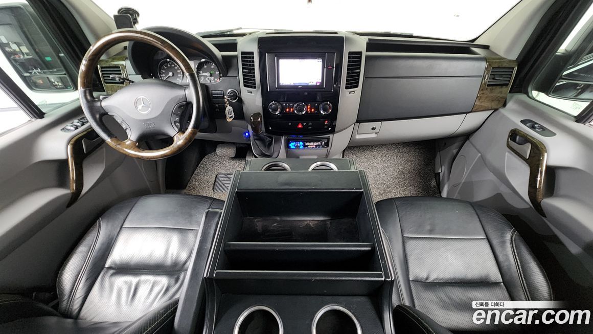 Mercedes-Benz Sprinter 2013