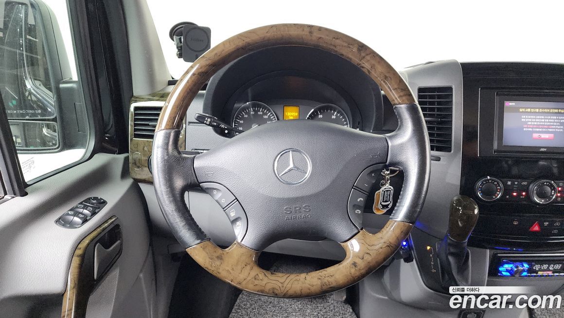 Mercedes-Benz Sprinter 2013