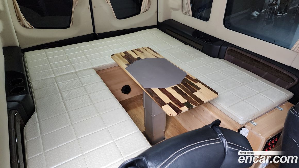 Mercedes-Benz Sprinter 2013