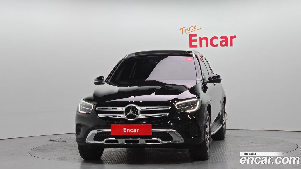 Mercedes-Benz GLC-Class 2021