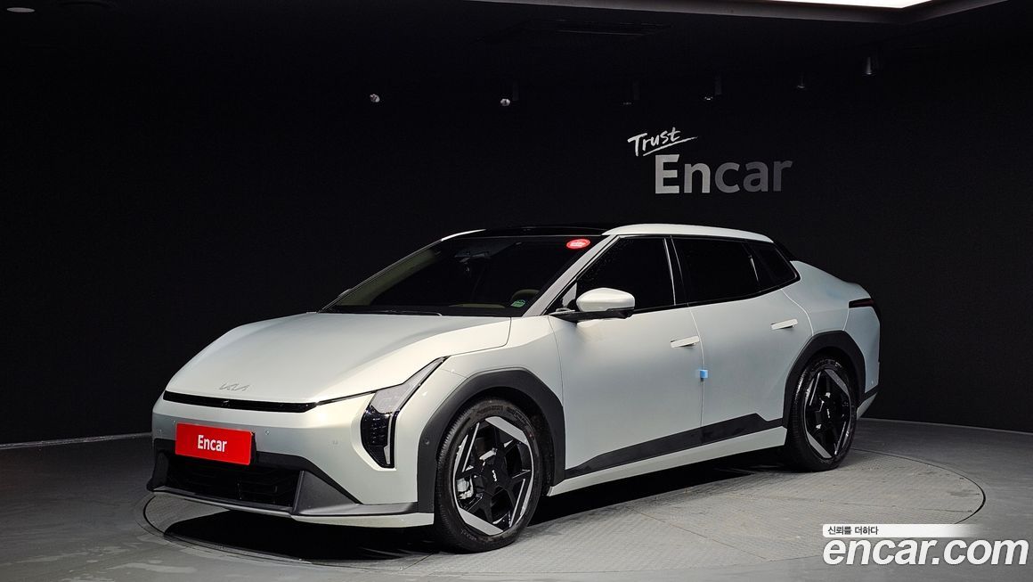 Kia EV4 2025