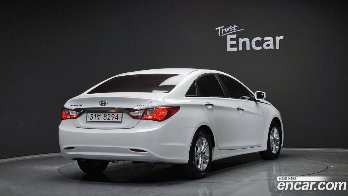 Hyundai Sonata 2010