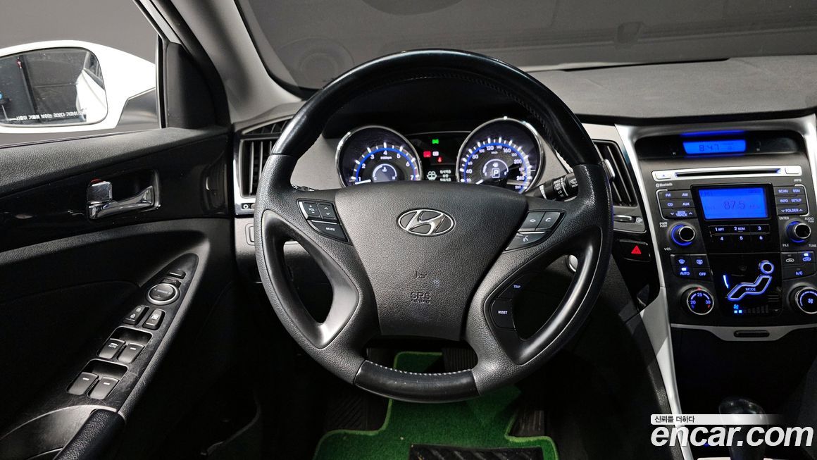 Hyundai Sonata 2010