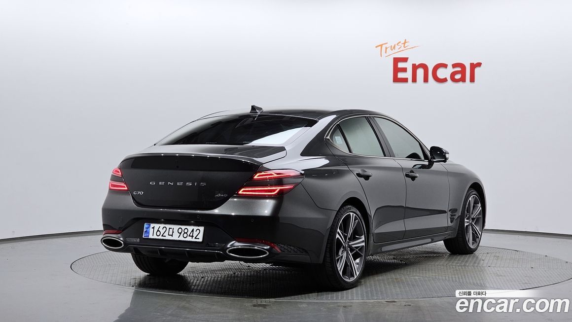 Genesis G70 2024