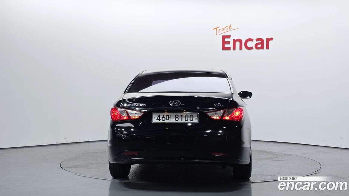 Hyundai Sonata 2010