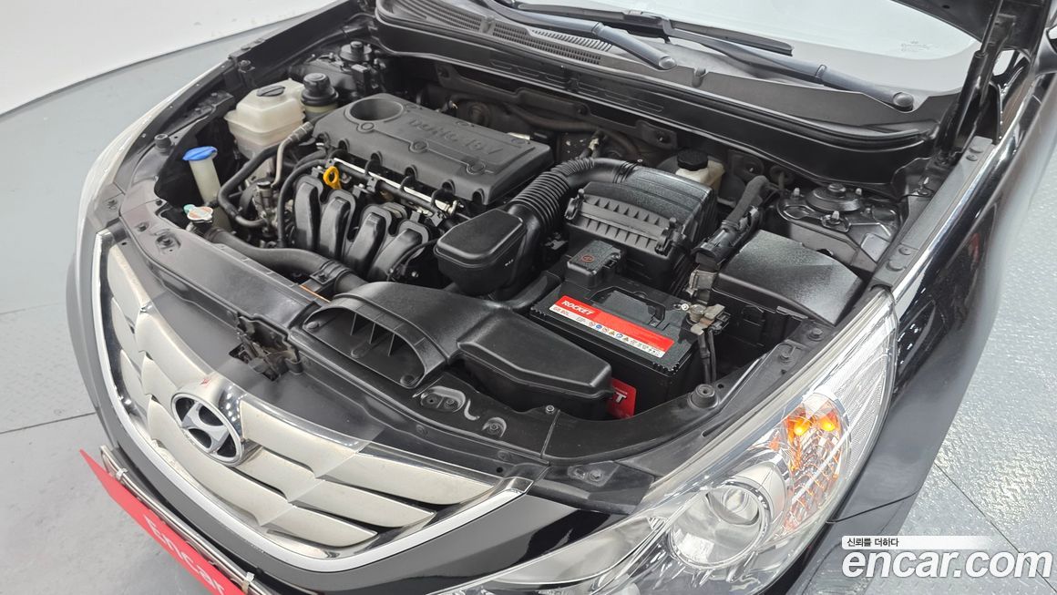 Hyundai Sonata 2010