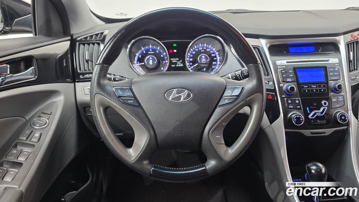 Hyundai Sonata 2010
