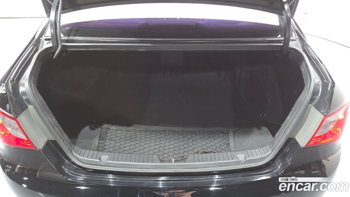 Hyundai Sonata 2010