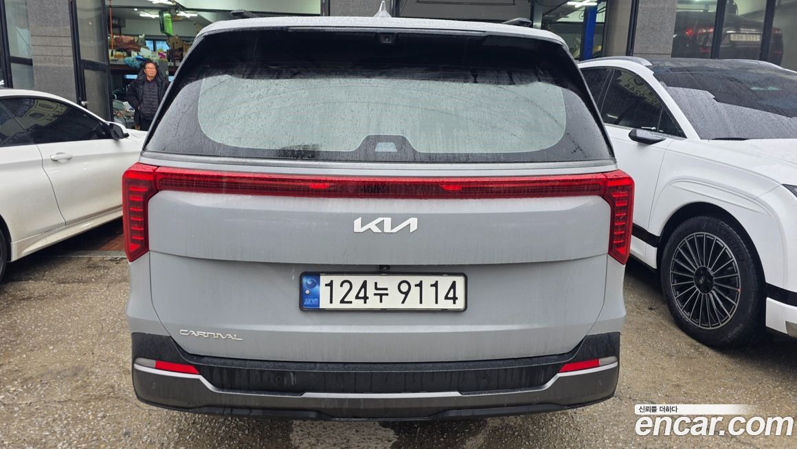 Kia Canival 2024
