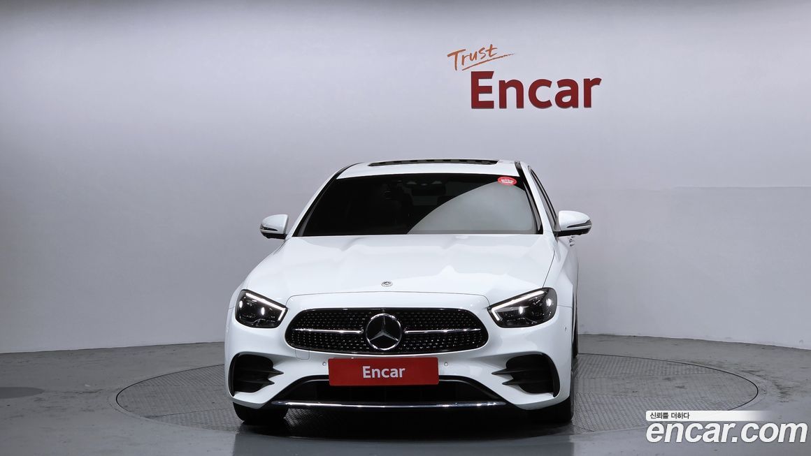 Mercedes-Benz E-Class 2023