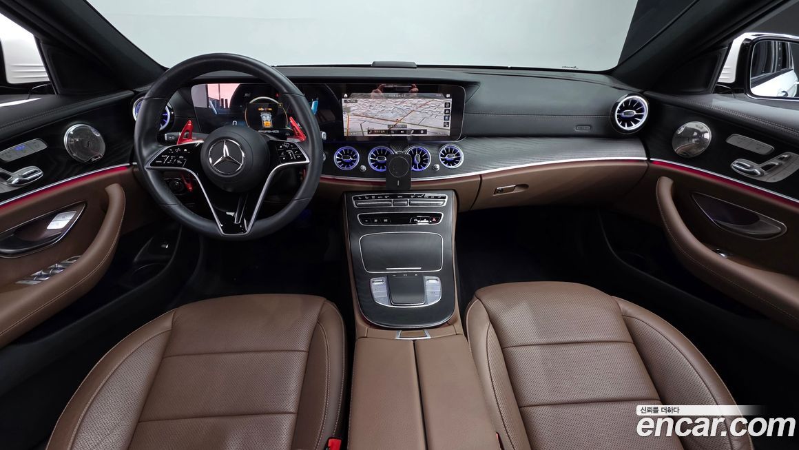 Mercedes-Benz E-Class 2023