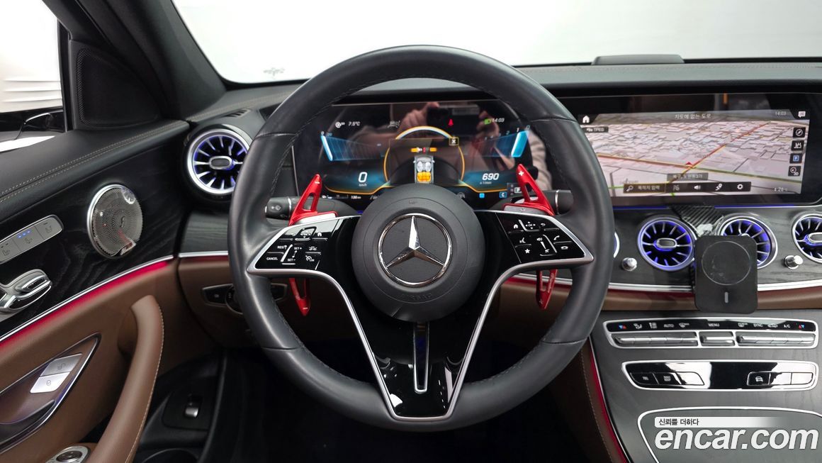 Mercedes-Benz E-Class 2023