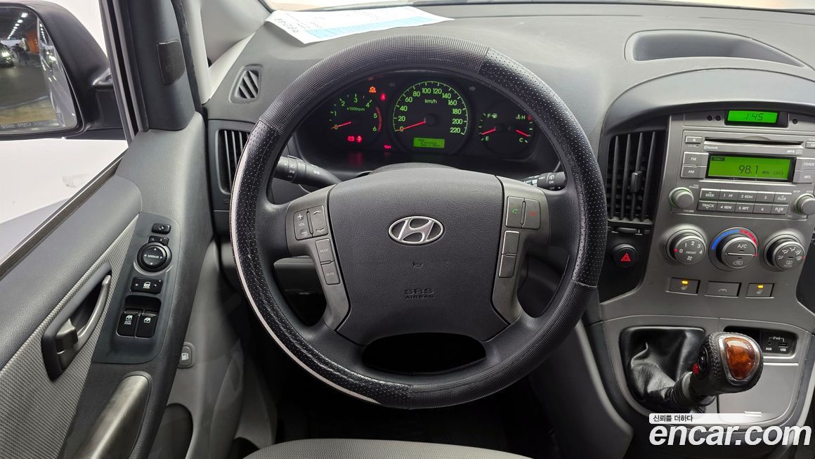 Hyundai Starex 2012