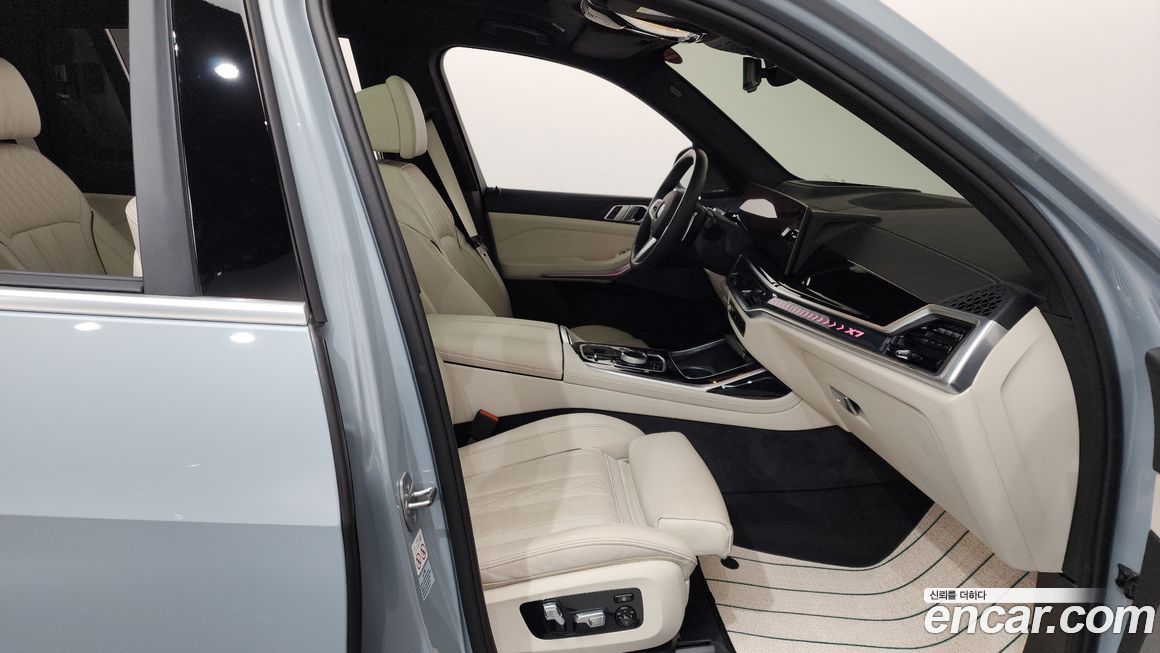 BMW X7 2024
