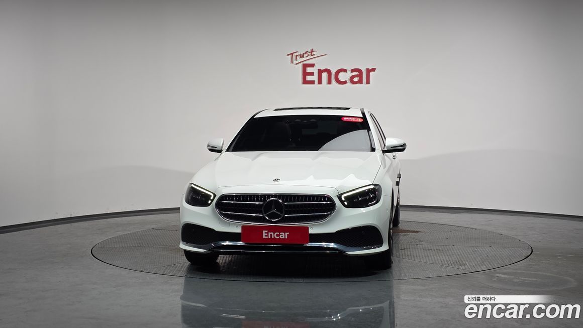 Mercedes-Benz E-Class 2021