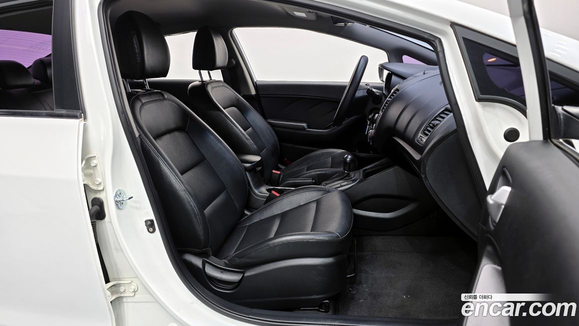 Kia K3 2013
