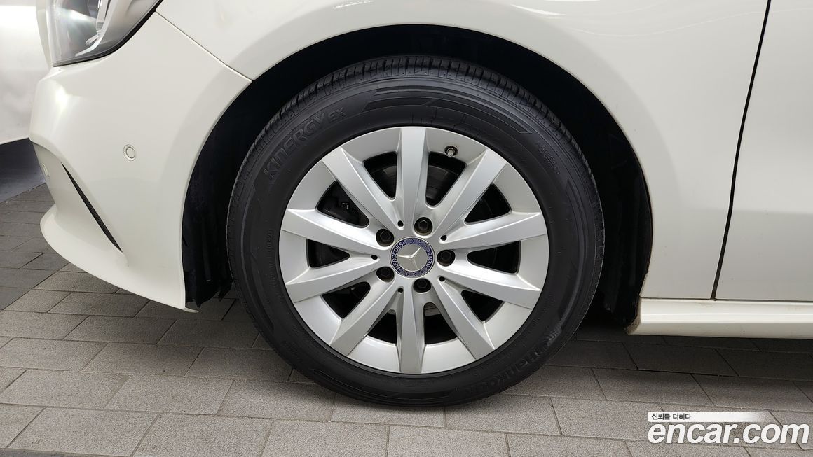 Mercedes-Benz A-Class 2016