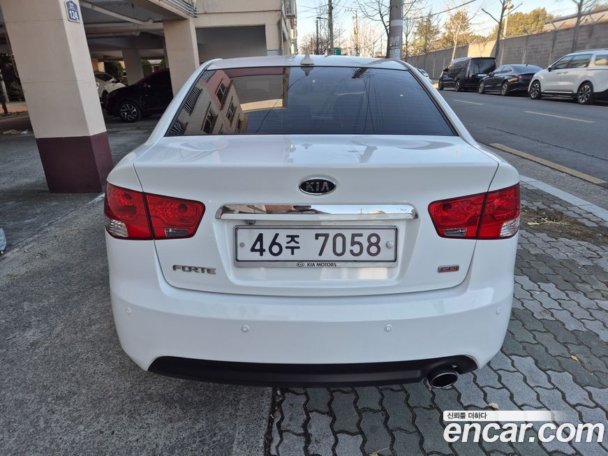 Kia Porte 2013
