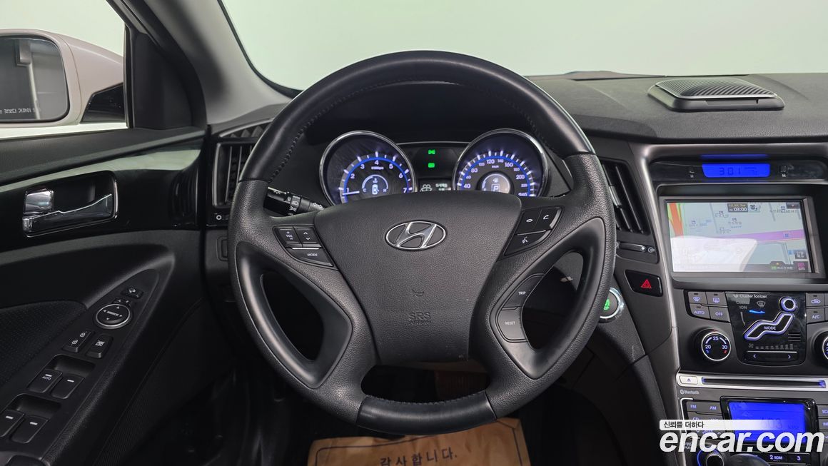 Hyundai Sonata 2011
