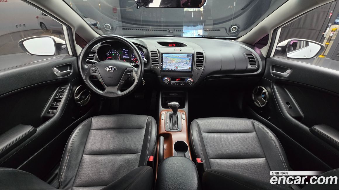 Kia K3 2013